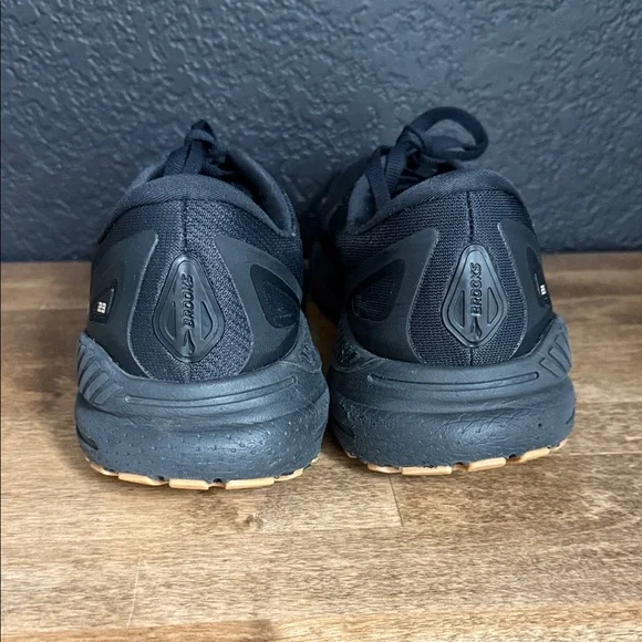 Brooks Women’s Black Adrenaline Running Shoes Size 10.5 - Picture 6 of 8